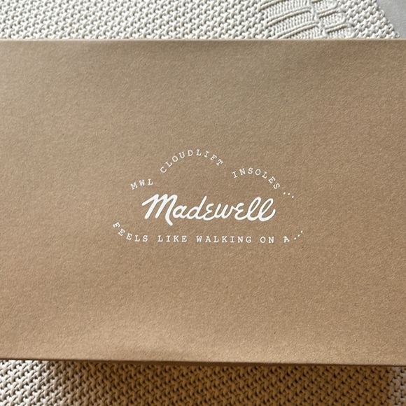 Madewell High-top Trainer Sneaker in (Re)sourced Nylon and Suede - Picture 11 of 11